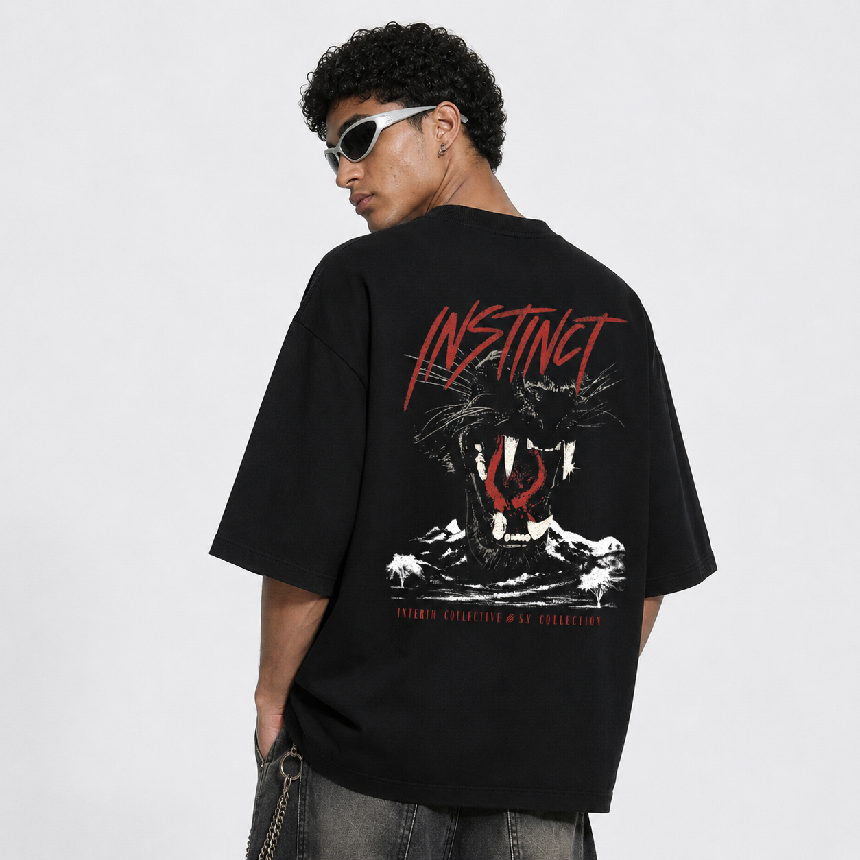 INSTINCT TEE